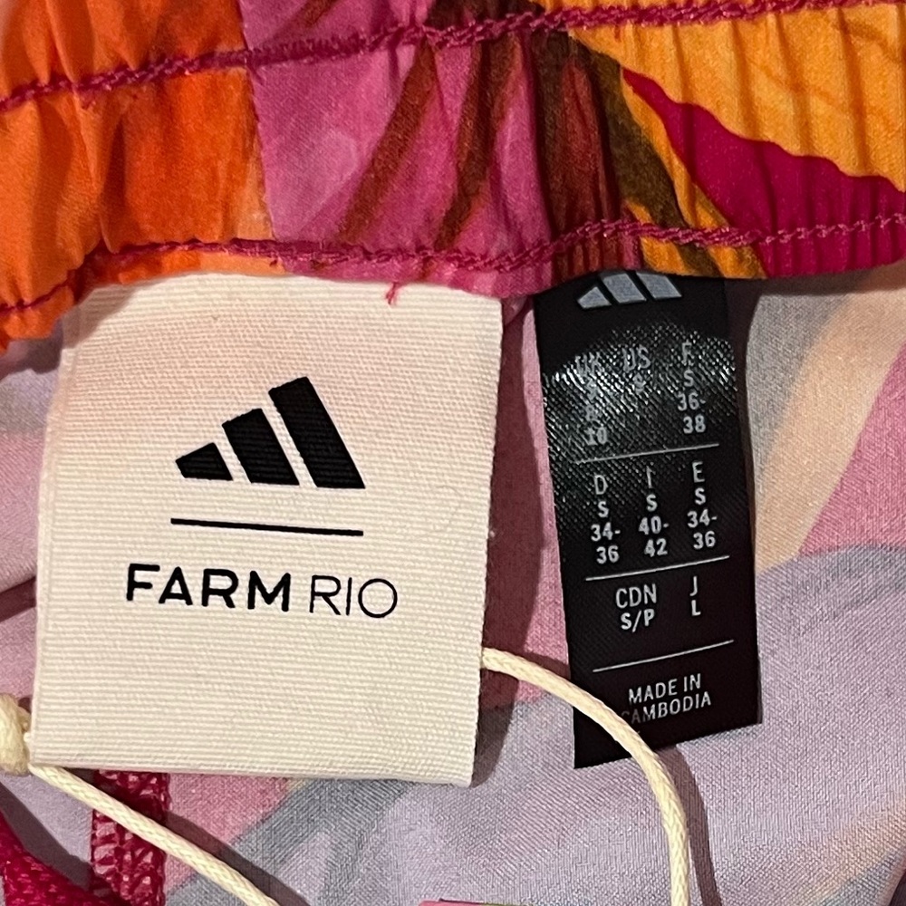 Adidas x Farm Rio Tropical Club Print Running Shorts NWT Women’s Small - Picture 6 of 11
